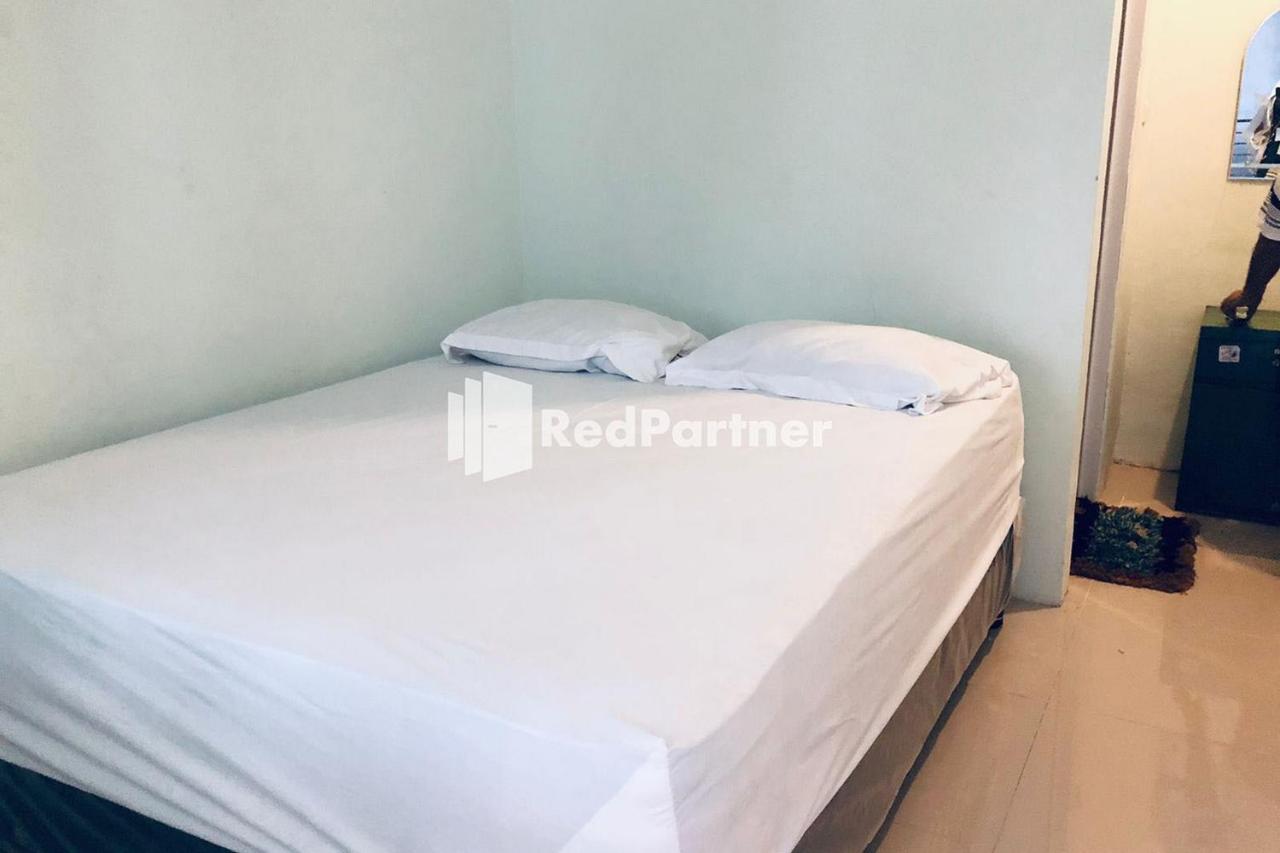 Wisma Suci Syariah Polewali Mandar Mitra Reddoorz Matakali Экстерьер фото