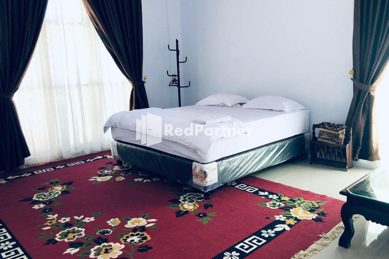 Wisma Suci Syariah Polewali Mandar Mitra Reddoorz Matakali Экстерьер фото